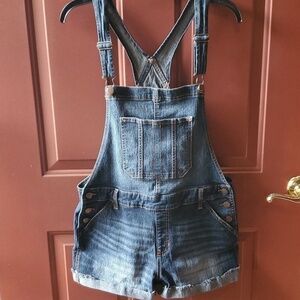 No Boundries distressed denim short overalls Large Junior 11 -13